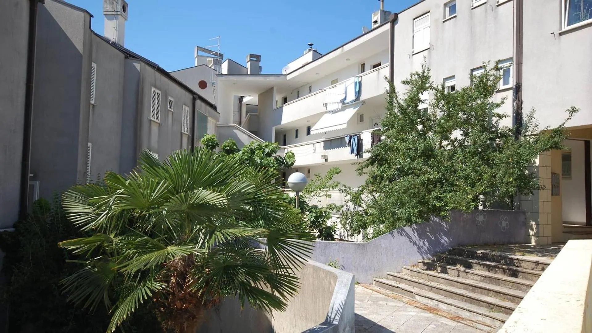 Apartments With A Parking Space Njivice, Krk - 21866 Njivice